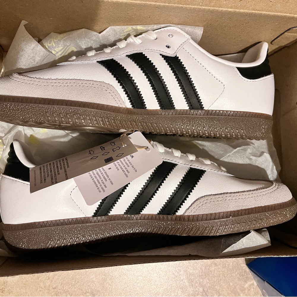 Adidas sambas